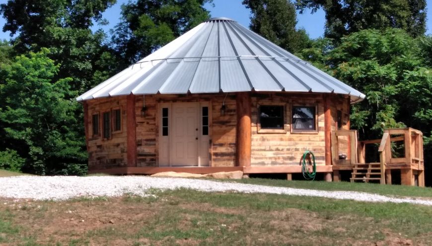 HIGHLANDER RUSTIC YURT