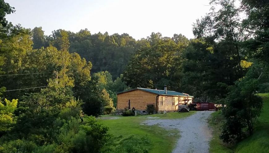 Sandstone Log Cabin - Main