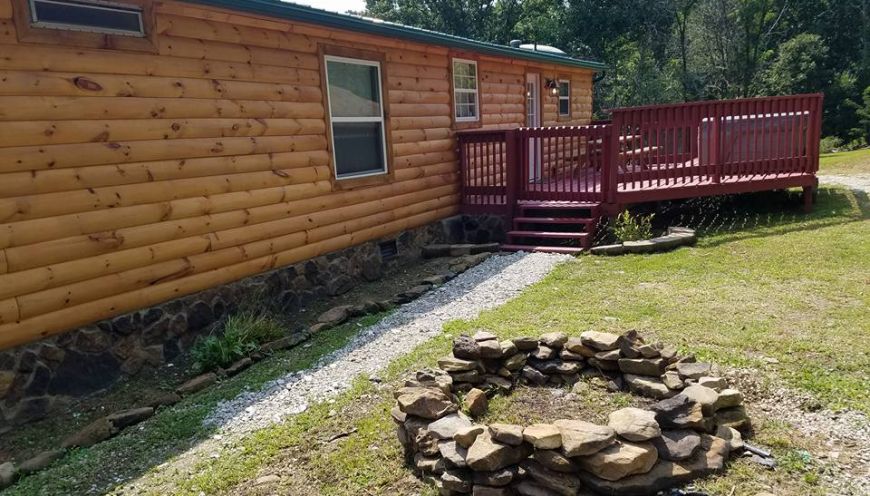 Sandstone Log Cabin - Back