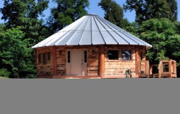 HIGHLANDER RUSTIC YURT